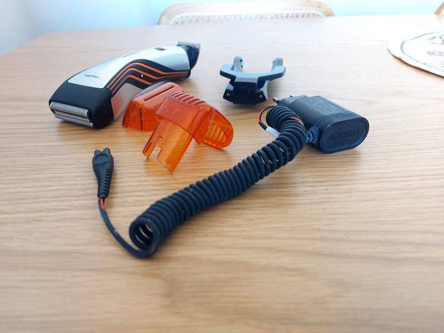 Afeitadora Philips de pelo y barba