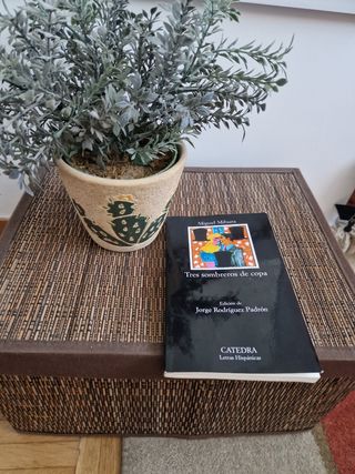 Tres Sombreros de Copa (Letras Hipanicas) (Span...