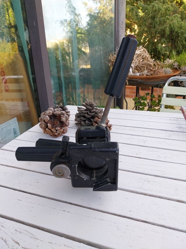 Articulação esférica para tripé Manfrotto 3-Way 029