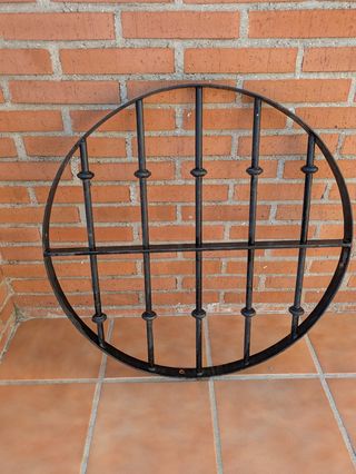 Reja de hierro redonda 75 cm. diámetro 