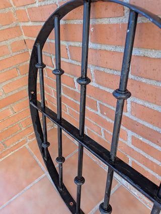Reja de hierro redonda 75 cm. diámetro 