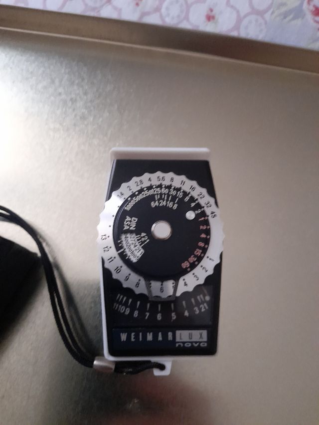 Due esposimetri Vintage Weimarlux