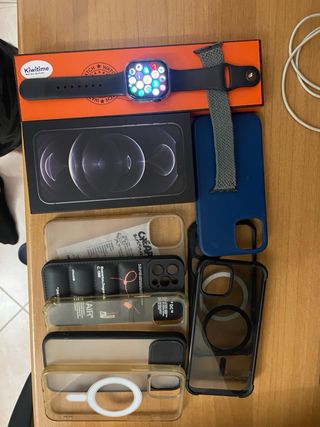 iPhone 12 Pro 128GB Space Gray + Smartwatch