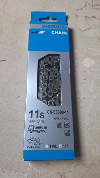 Cadena Shimano CN-E8000-11 126L 11V