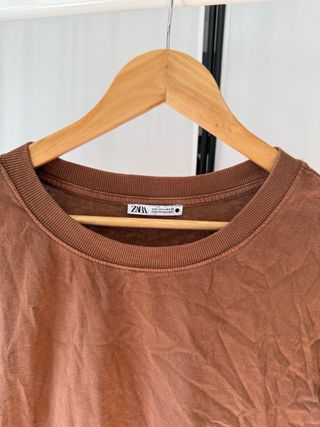 Camiseta Zara Marrón Talla L