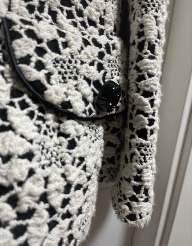 Chaqueta Encaje Blanco y Negro Talla 40