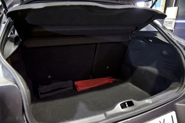 Citroën C4 Cactus   BlueHDi 73KW 100CV Business 