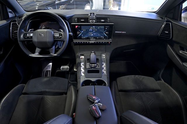 DS DS 7   7 Crossback 1.6 ETense 300 PERF. LINE  Auto 4WD 