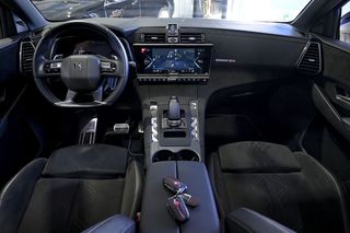 DS DS 7   7 Crossback 1.6 ETense 300 PERF. LINE  Auto 4WD 