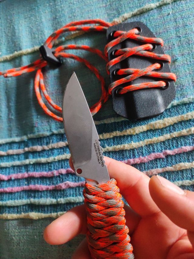 Extrema Ratio Satre con paracord