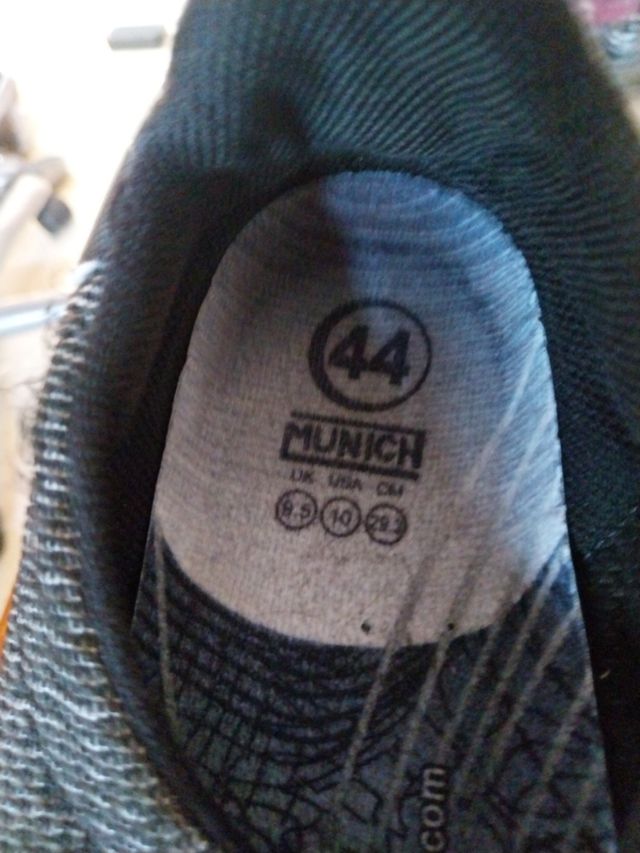 Zapatillas Munich Talla 44 Negras