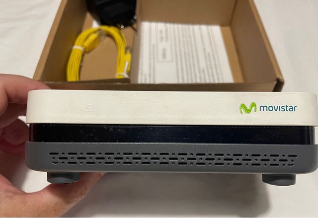 Decodificador Movistar+ con Mando. A ESTRENAR