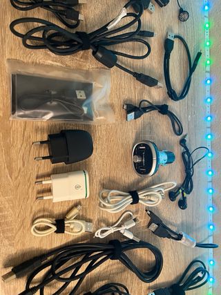 22 Cabos e Acessórios para Telemóvel