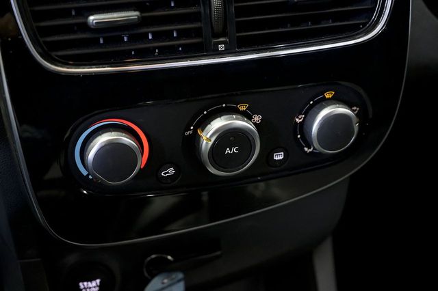 Renault Clio   Limited Energy TCe 66kW 90CV 18 