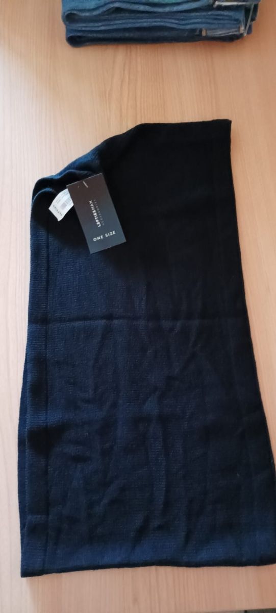 Bufanda Lefties Unisex Negra