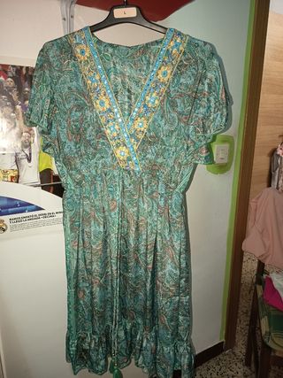Vestido verde estampado talla L