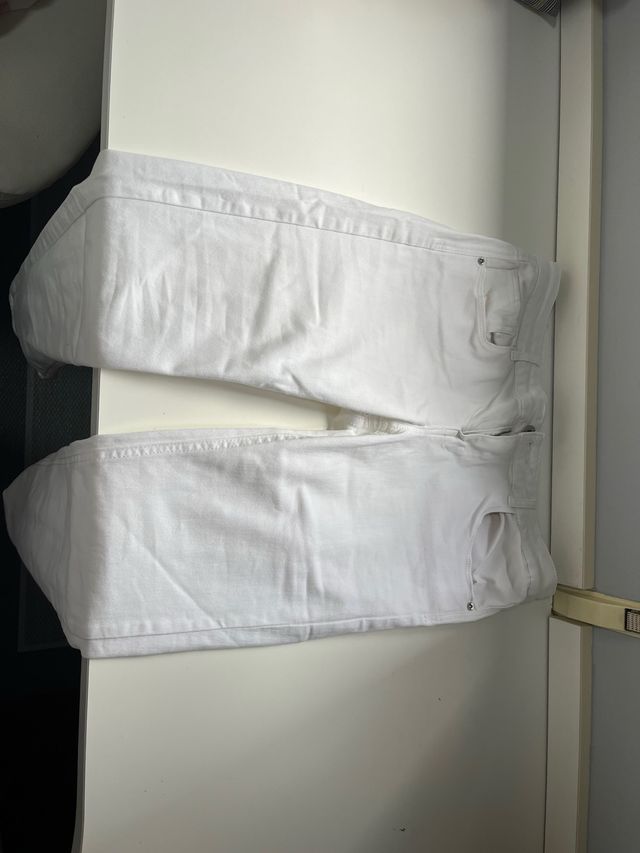 Pantalón vaquero blanco