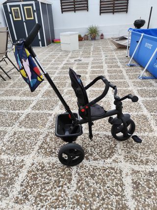 Triciclo infantil