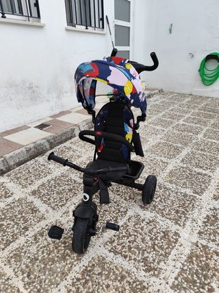 Triciclo infantil