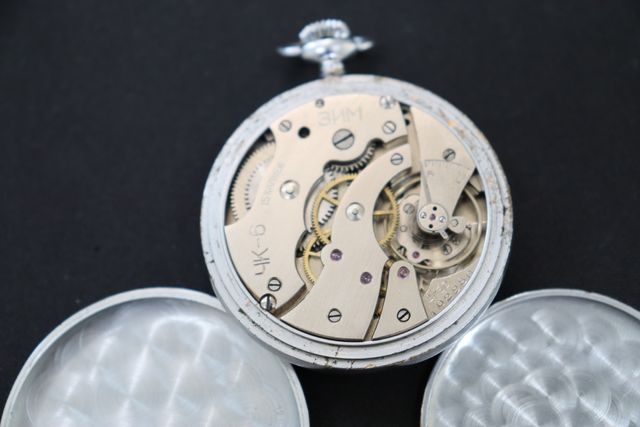 Reloj Bolsillo Soviético Vintage 1950