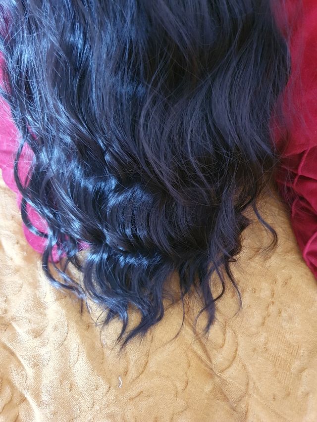 Coletero pelo largo ondulado mujer