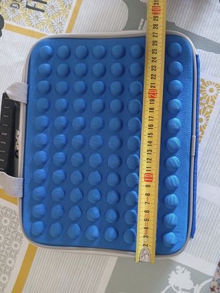 Funda protectora azul para tablet