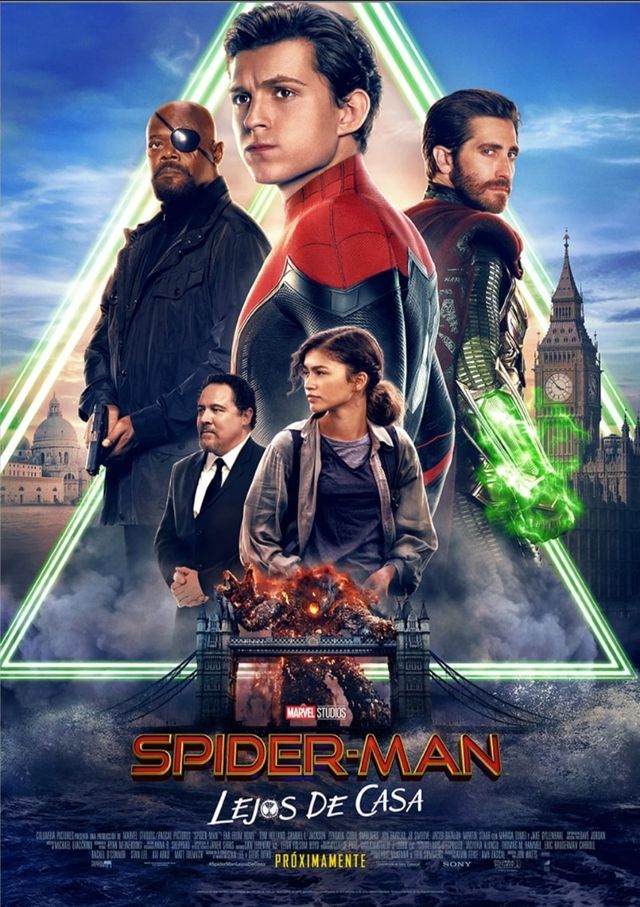 Póster Cine Spiderman Lejos de Casa