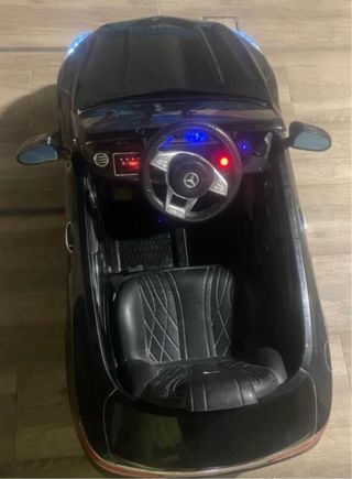 Coche Mercedes para niños