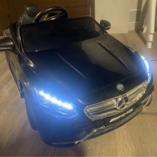 Coche Mercedes para niños