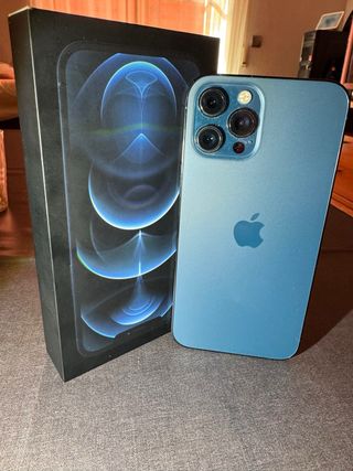 iPhone 12 Pro Max blu.