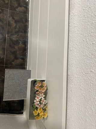 Cabezal de cama con mesitas