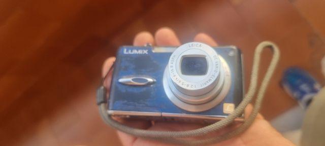 Cámara Panasonic Lumix Negra ojo leer