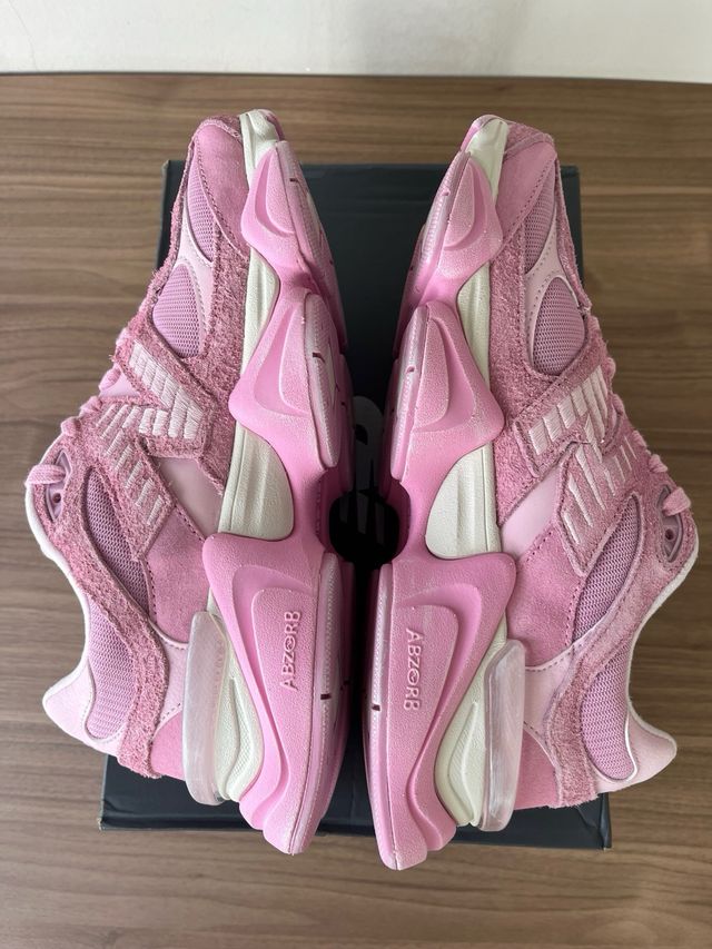New Balance 9060 Esclusiva ASOS Rosa