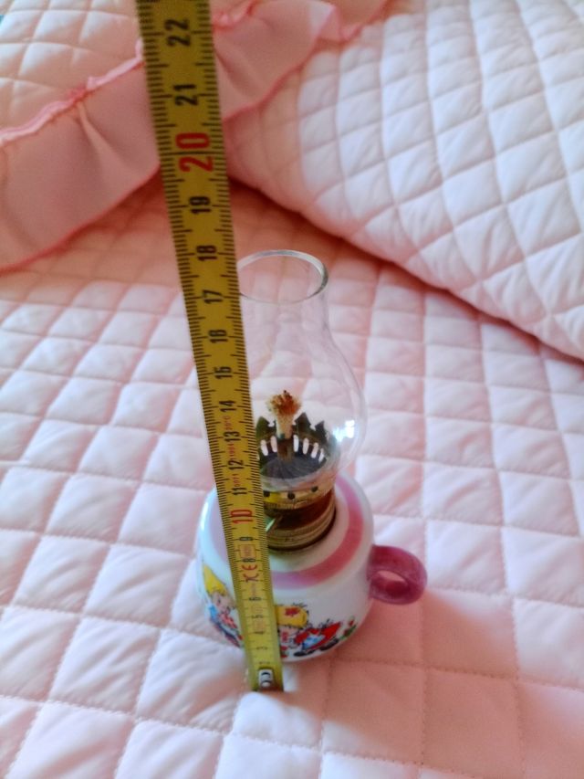 Piccola lampada decorativa con bimbi