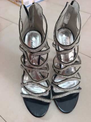 Sandalias de tacón Ludovica con pedrería