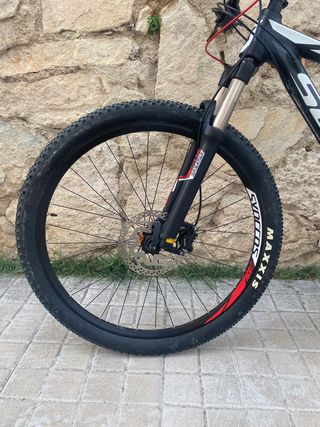 Bicicleta Scott Scale 770