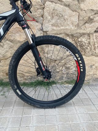 Bicicleta Scott Scale 770