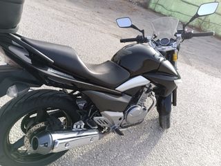 Suzuki Inazuma 250