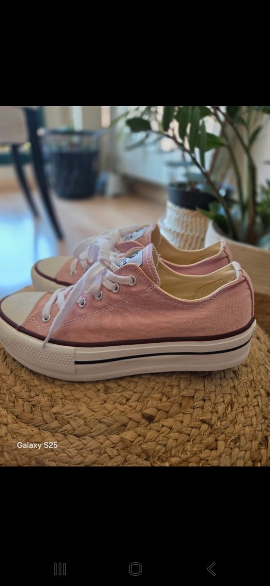 Zapatillas Victoria Rosa Lona