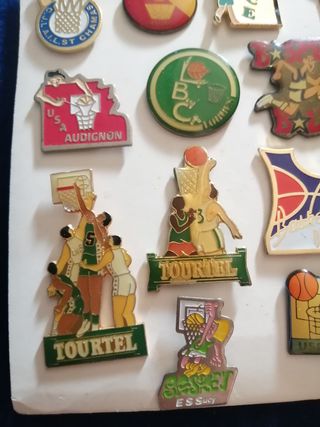 Lote de Pins de Baloncesto - BASKET