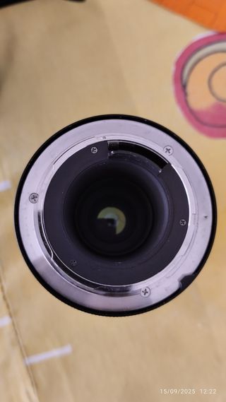 Objetivo Makinon 200mm f/3.3