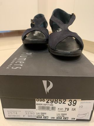 Zapatos Plumers T-Strap Negro