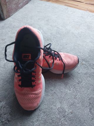 Zapatillas Nike Running Mujer Rosa y Negro