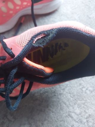Zapatillas Nike Running Mujer Rosa y Negro