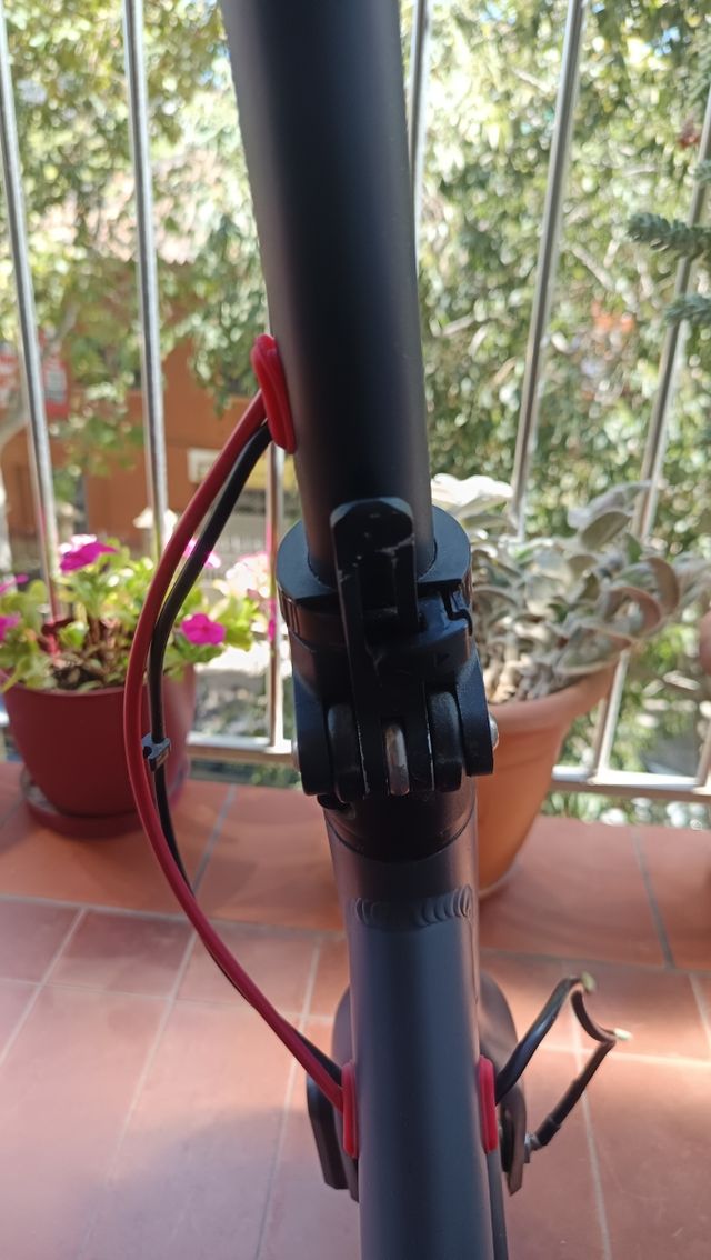 Patinete Eléctrico Negro