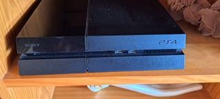PS4 (PlayStation 4) + Juegos + 3 mandos
