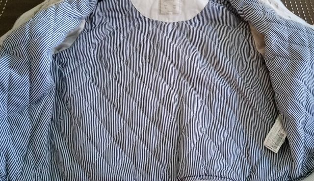 Abrigo tipo cazadora blanco chica