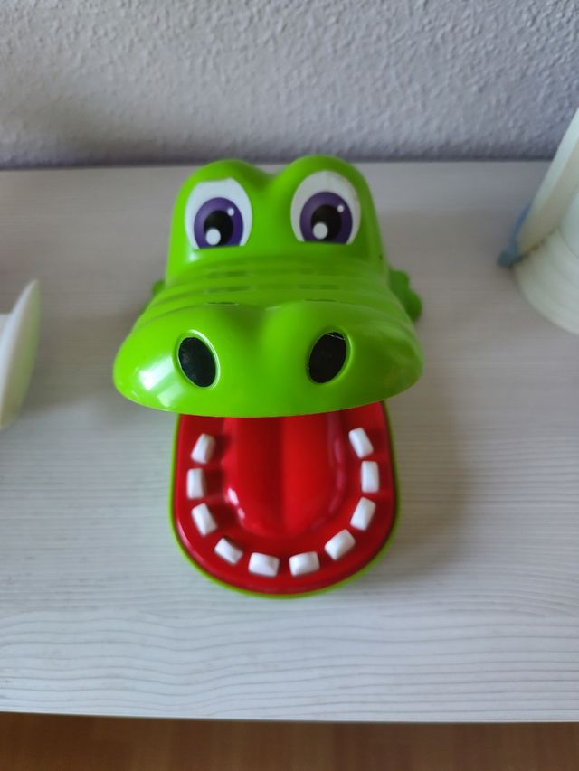 Cocodrilo sacamuelas divertido