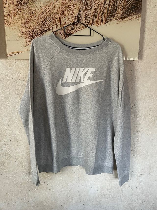 Sudadera Nike Gris