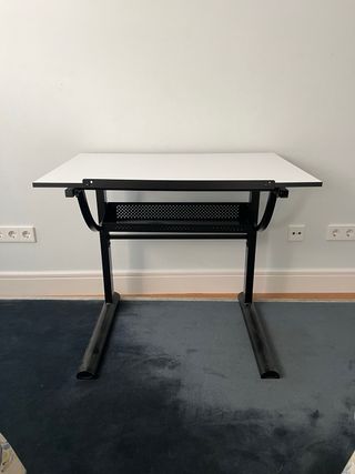 Mesa de dibujo técnico metálica